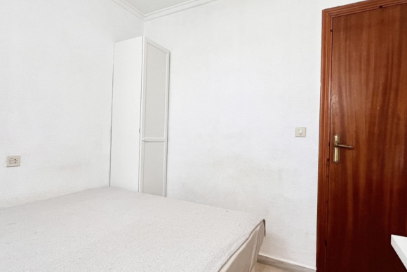 Reventa - Adosado - Torrevieja - La Siesta - El Salado -  Torreta