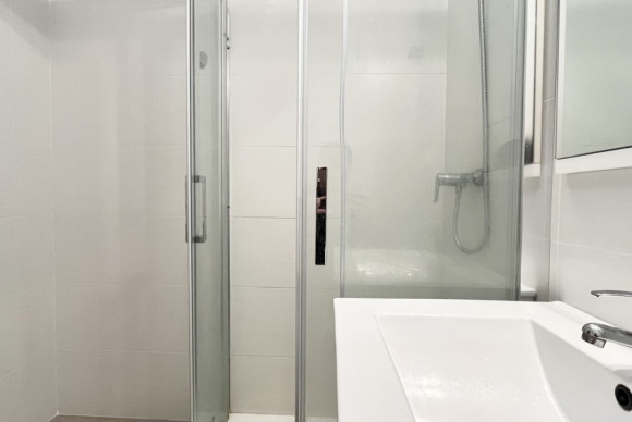 Reventa - Adosado - Torrevieja - La Siesta - El Salado -  Torreta