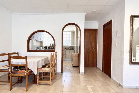 Reventa - Adosado - Torrevieja - La Siesta - El Salado -  Torreta