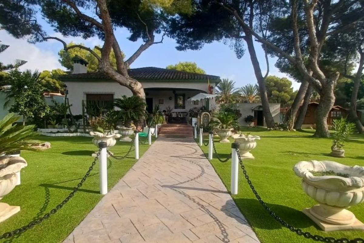 Herverkoop - Villa - Orihuela Costa