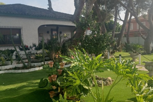 Herverkoop - Villa - Orihuela Costa