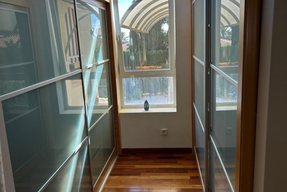 Herverkoop - Vrijstaande woning - Benidorm - Levante