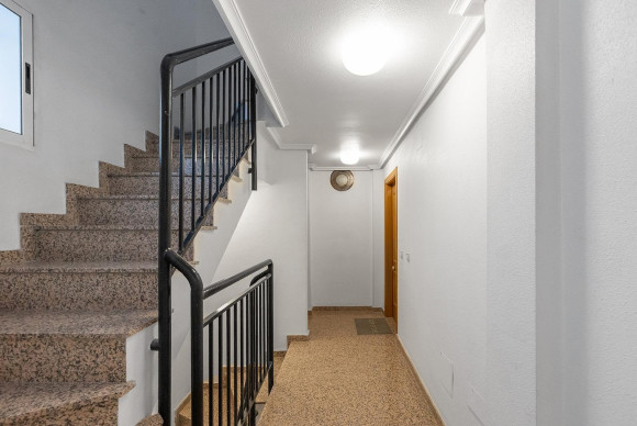 Herverkoop - Appartement  - Torrevieja - Paseo maritimo