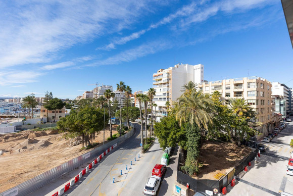 Herverkoop - Appartement  - Torrevieja - Paseo maritimo
