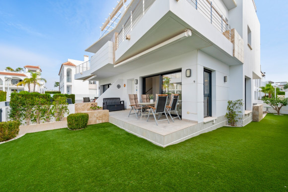 Reventa - Casa semi independiente - Ciudad Quesada - Lo Marabu - Doña Pepa 2