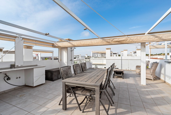 Reventa - Casa semi independiente - Ciudad Quesada - Lo Marabu - Doña Pepa 2