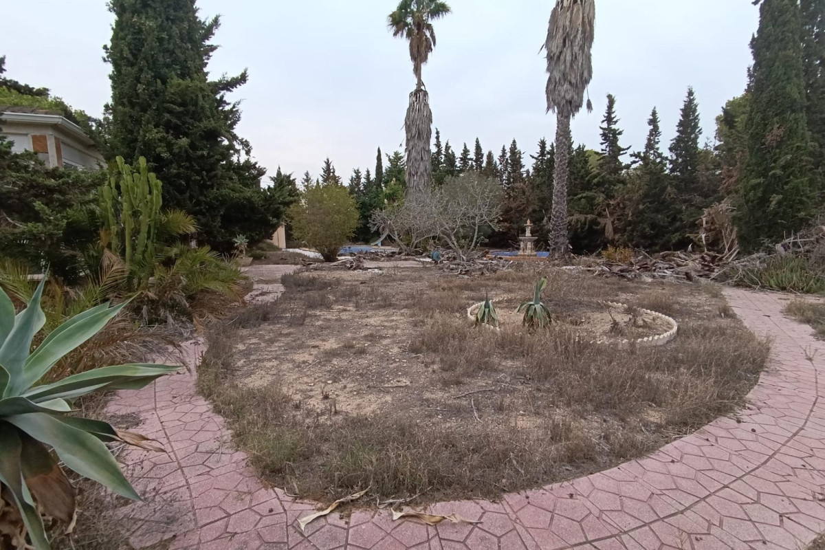 Reventa - Country House - LA MARINA