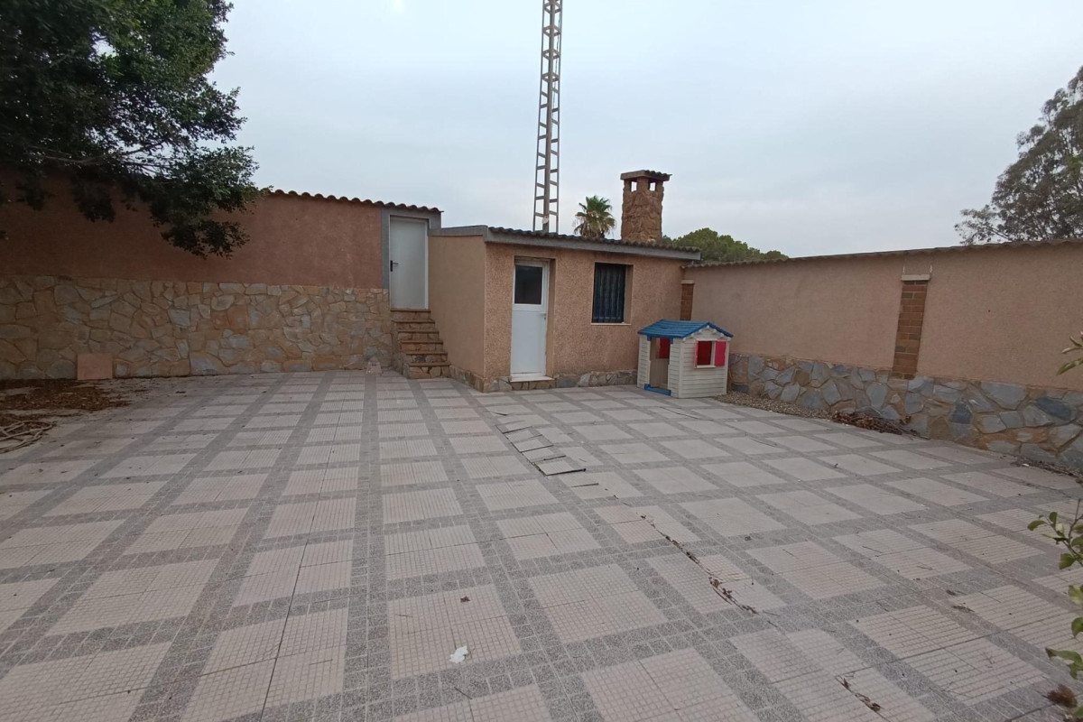 Reventa - Country House - LA MARINA