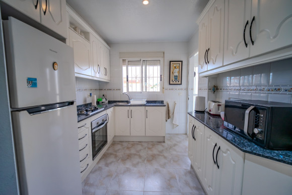 Herverkoop - Half Vrijstaande Woning - Benimar - Benimar I