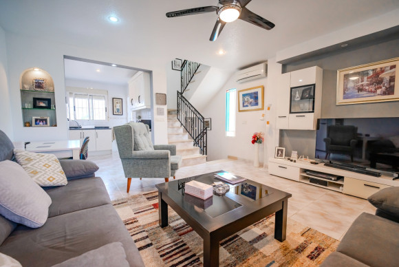 Herverkoop - Half Vrijstaande Woning - Benimar - Benimar I