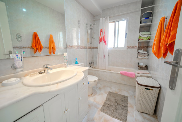 Herverkoop - Half Vrijstaande Woning - Benimar - Benimar I