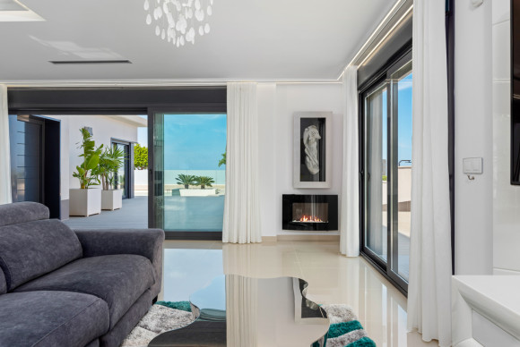 Herverkoop - Vrijstaande Villa - San Miguel de Salinas - Las Comunicaciones