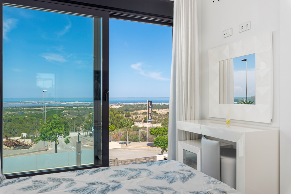 Herverkoop - Vrijstaande Villa - San Miguel de Salinas - Las Comunicaciones