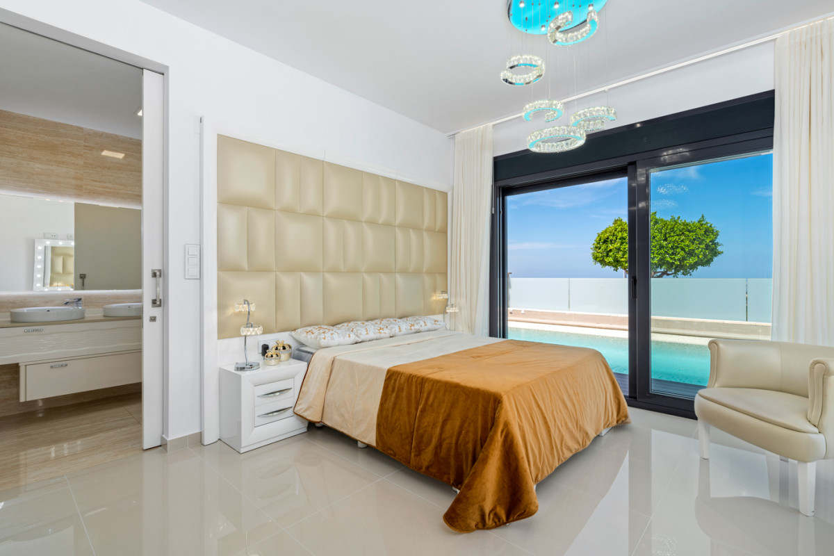 Herverkoop - Vrijstaande Villa - San Miguel de Salinas - Las Comunicaciones