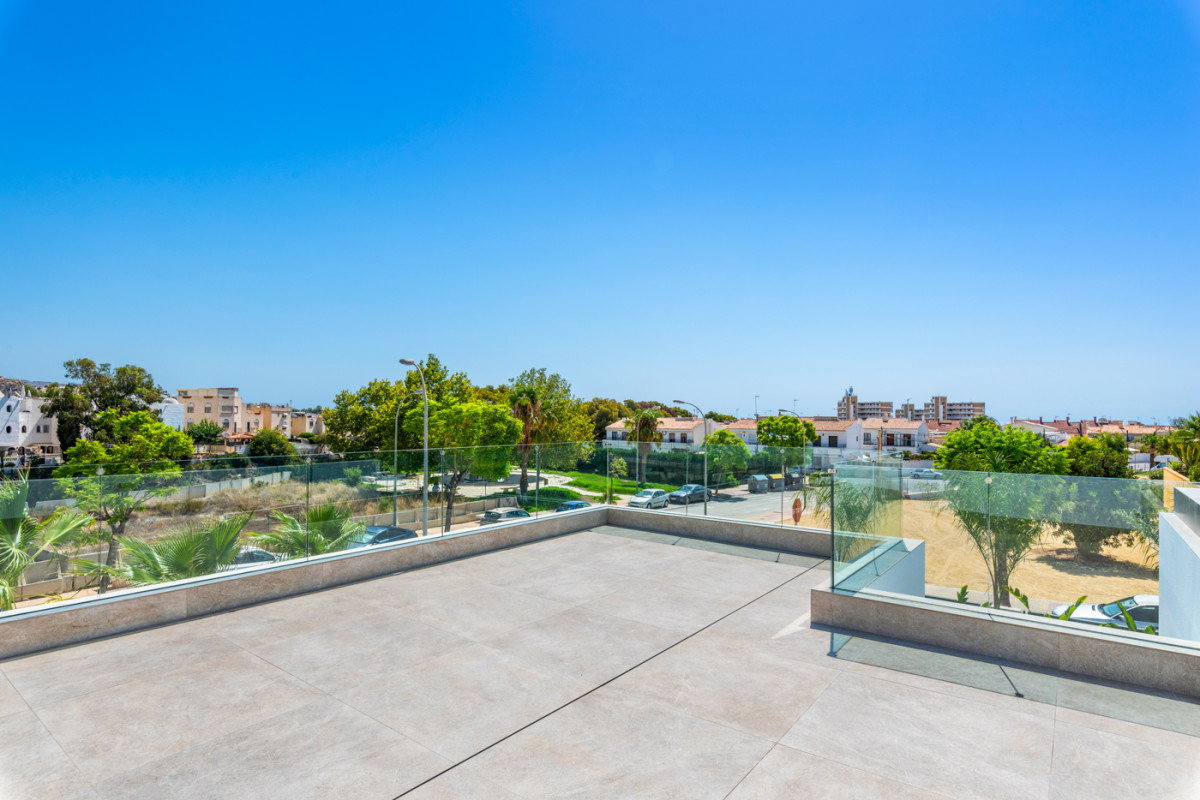 Herverkoop - Vrijstaande Villa - El Campello - El Amerador