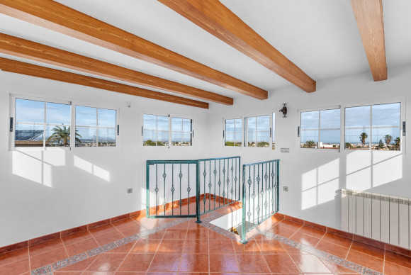 Herverkoop - Vrijstaande Villa - Torrevieja - El Chaparral