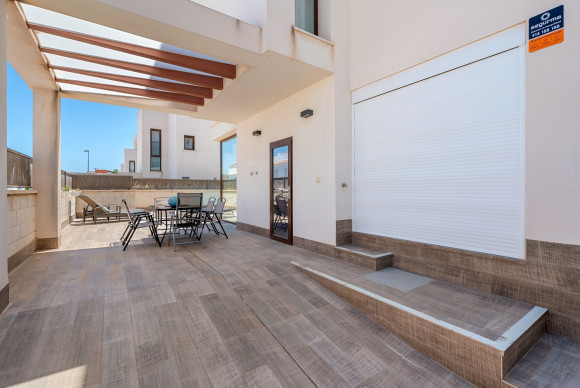 Herverkoop - Vrijstaande Villa - Ciudad Quesada - La Laguna