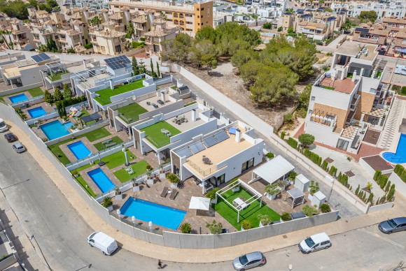 Revente - Detached Villa - Orihuela Costa - Villamartin