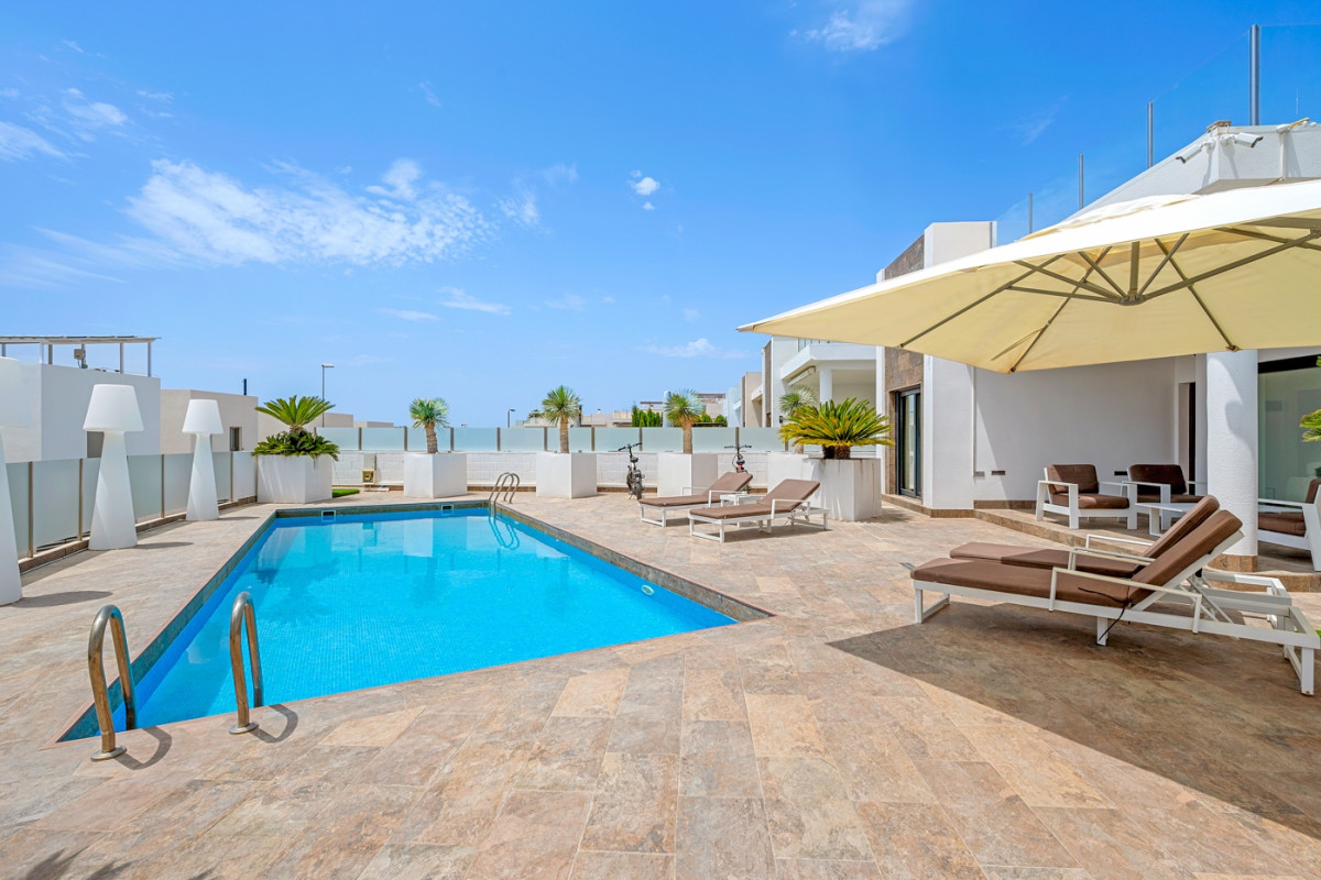 Revente - Detached Villa - Orihuela Costa - Villamartin