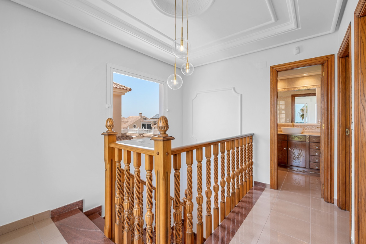 Herverkoop - Vrijstaande Villa - Torrevieja - Los Frutales