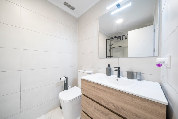 Herverkoop - Appartement  - Orihuela Costa - Punta Prima