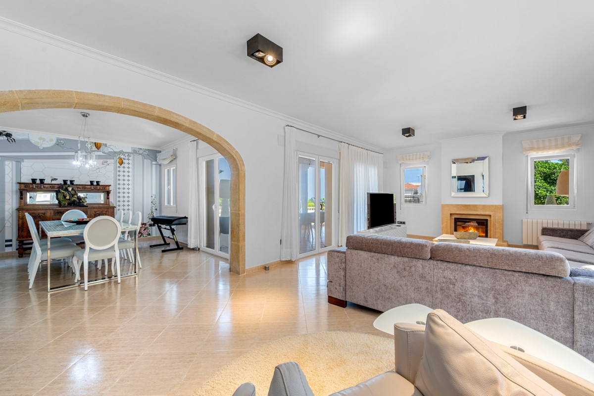 Herverkoop - Vrijstaande Villa - Benissa - Carrio