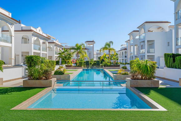 Herverkoop - Half Vrijstaande Woning - Ciudad Quesada - Doña Pepa