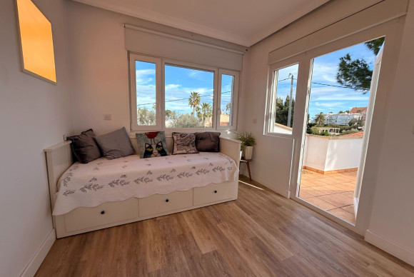 Herverkoop - Vrijstaande woning - Denia - Les Marines - Las Marinas