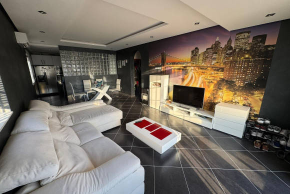 Reventa - Villa - Torrevieja - San luis