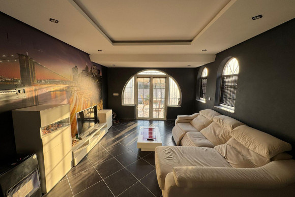 Reventa - Villa - Torrevieja - San luis