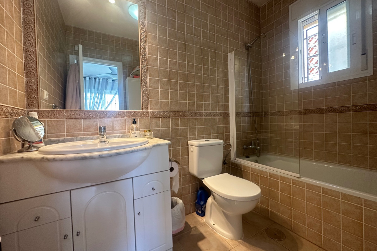 Revente - Villa - Orihuela Costa - Entre Naranjos Vistabella