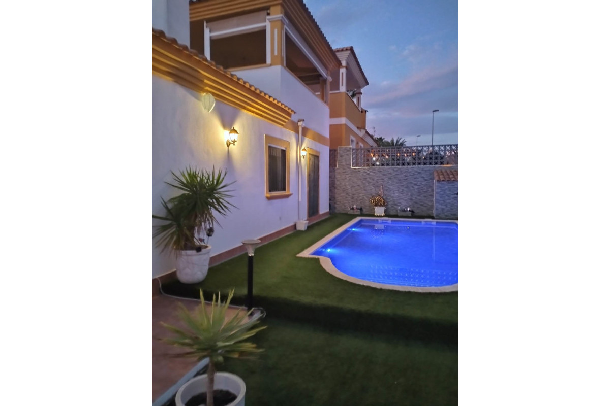 Revente - Villa - Orihuela Costa - Entre Naranjos Vistabella