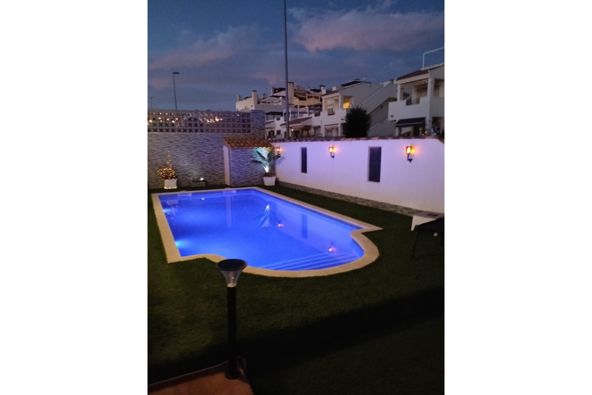 Revente - Villa - Orihuela Costa - Entre Naranjos Vistabella