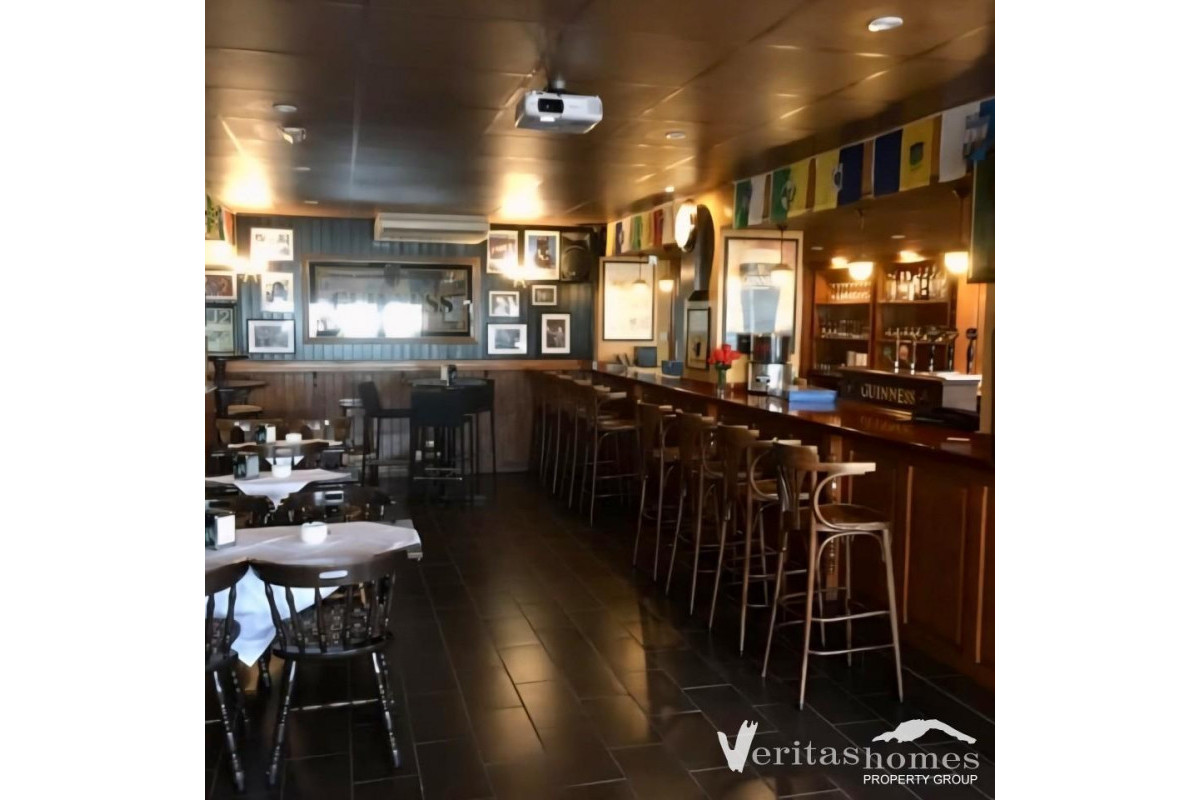 Reventa - Local Comercial - Mojacar Playa