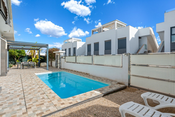 Herverkoop - Vrijstaande Villa - Ciudad Quesada - La Laguna