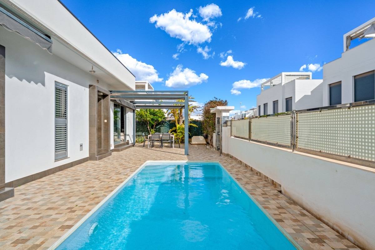 Herverkoop - Vrijstaande Villa - Ciudad Quesada - La Laguna