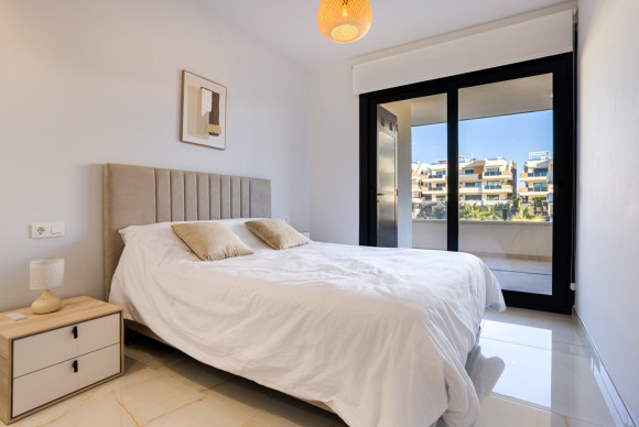 Resale - Apartment  - Orihuela Costa - Los Altos