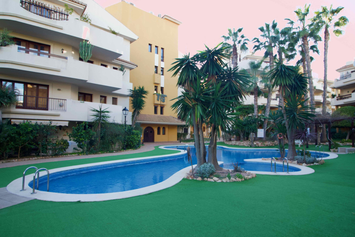 Revente - Appartement - Punta Prima