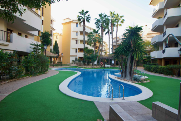 Revente - Appartement - Punta Prima