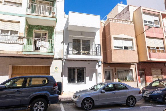 Revente - Terraced house - Torrevieja - Centro - Muelle Pesquero
