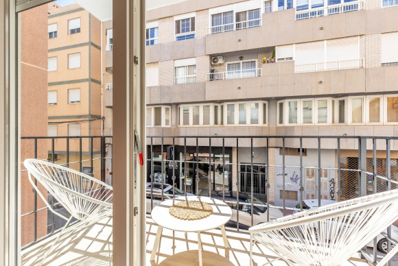 Revente - Terraced house - Torrevieja - Centro - Muelle Pesquero