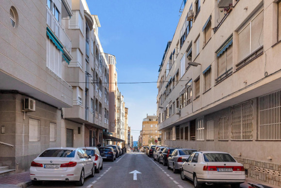 Herverkoop - Appartement - Torrevieja - Habaneras