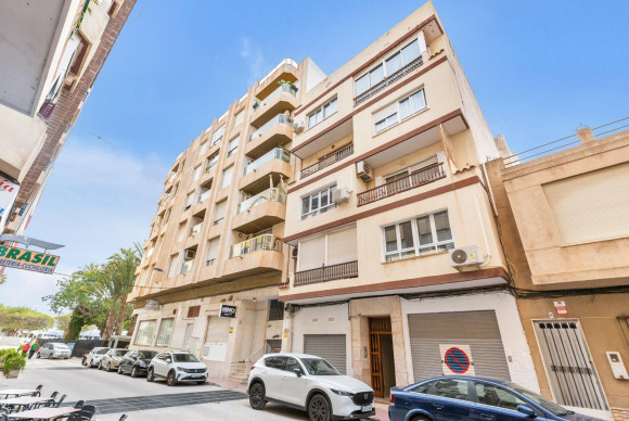 Herverkoop - Appartement  - Torrevieja - Centro - Muelle Pesquero