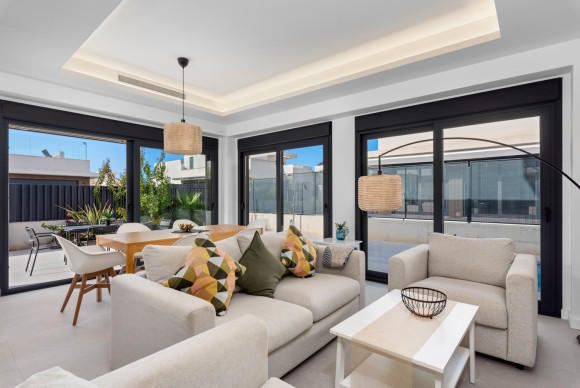 Resale - Semi Detached Villa - La Marina - La Marina - Urbanization