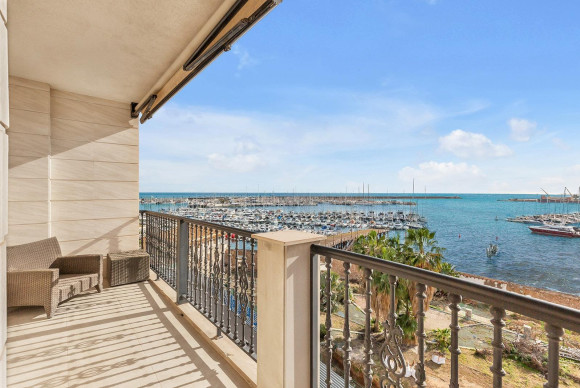 Herverkoop - Appartement  - Torrevieja - Paseo maritimo