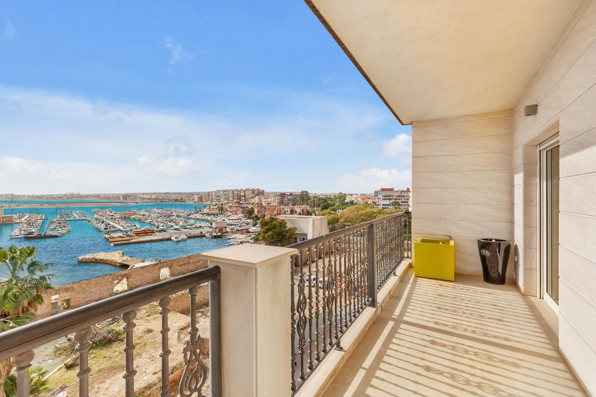 Herverkoop - Appartement  - Torrevieja - Paseo maritimo