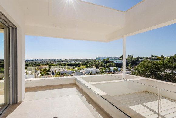 Herverkoop - Villa - Orihuela Costa - Las Colinas Golf