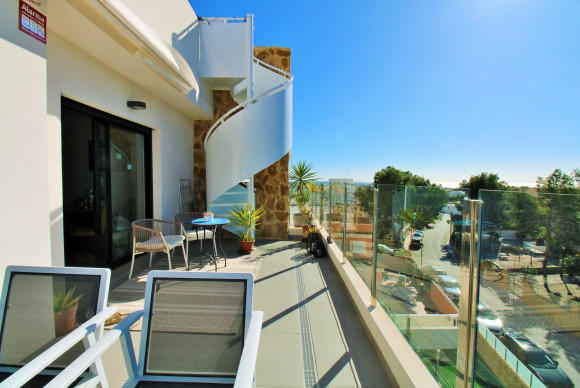 Herverkoop - Appartement  - Villamartin