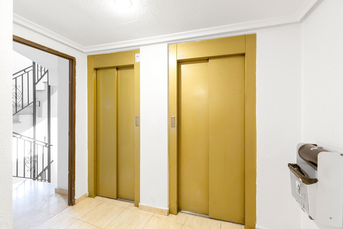 Herverkoop - Appartement  - Torrevieja - Centro