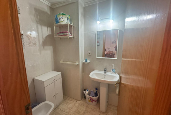 Herverkoop - Appartement  - Torrevieja - Playa del Acequión